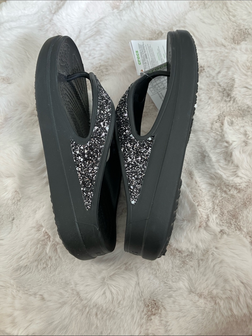 NWT CROCS Black Glitter Wedge Flip Sandals - Picture 5 of 6